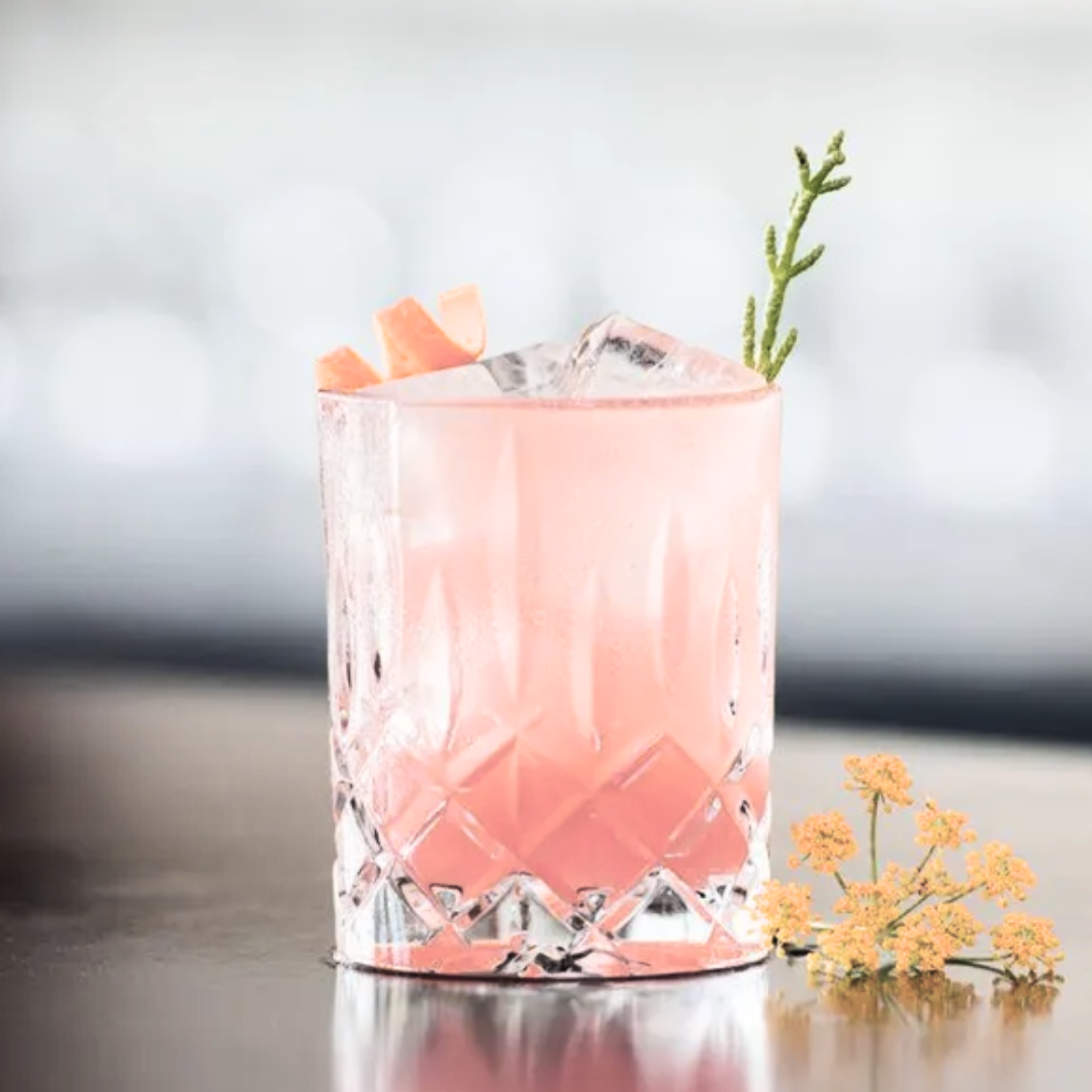 Seaside Spritz with Gin No.8