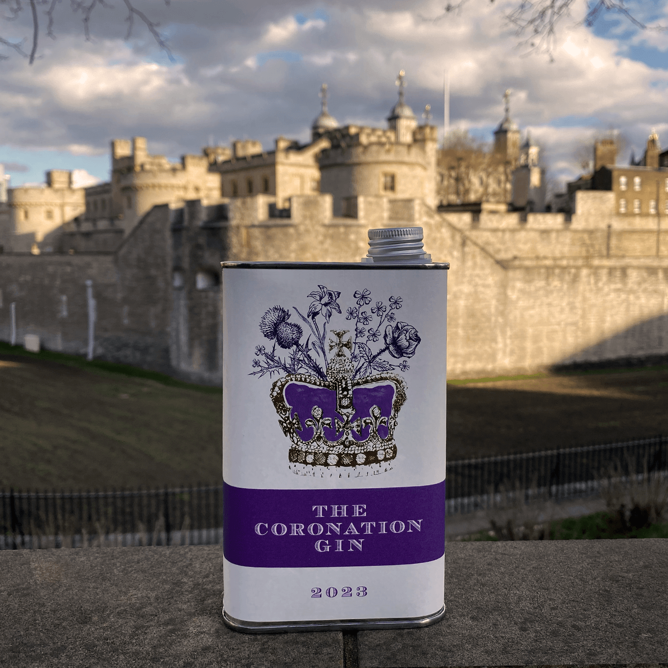KING’S CORONATION GIN