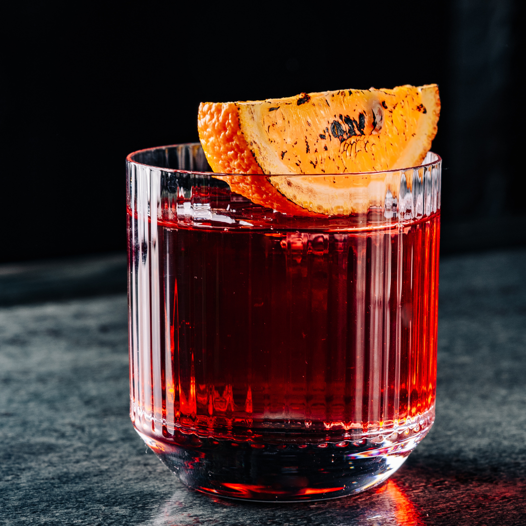 Blood Moon Gimlet With Gin No.12